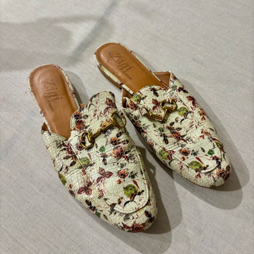 Zigi Artisan Floral Snake Embossed Horsebit Loafer Mules 8.5 | Chic Slip-On - Picture 4 of 5